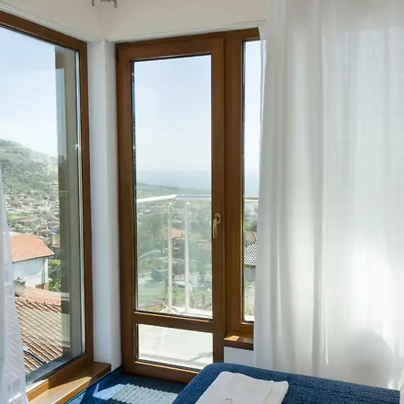Sea View Escape 5br Luxury With Hot Tub & Free Parking Balchik