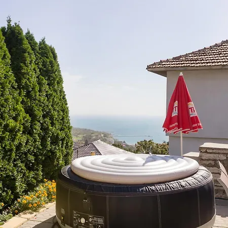 Apartment Sea View Escape 5br Luxury With Hot Tub & Free Parking *