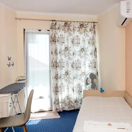 Sea View Escape 5br Luxury With Hot Tub & Free Parking Baltschik