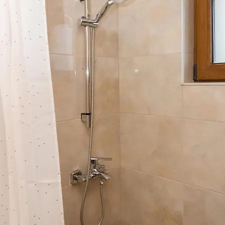 Appartement Sea View Escape 5br Luxury With Hot Tub & Free Parking