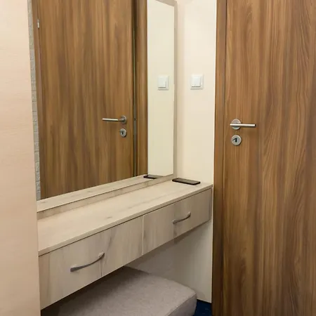Apartment Sea View Escape 5br Luxury With Hot Tub & Free Parking *