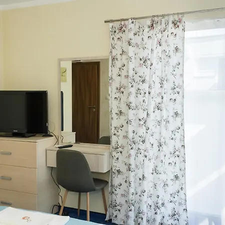 Sea View Escape 5br Luxury With Hot Tub & Free Parking Baltschik