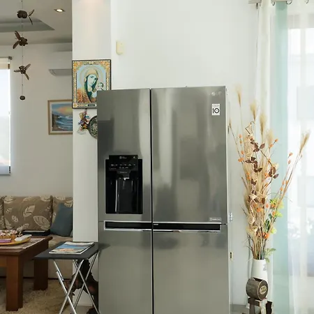 Apartment Sea View Escape 5br Luxury With Hot Tub & Free Parking