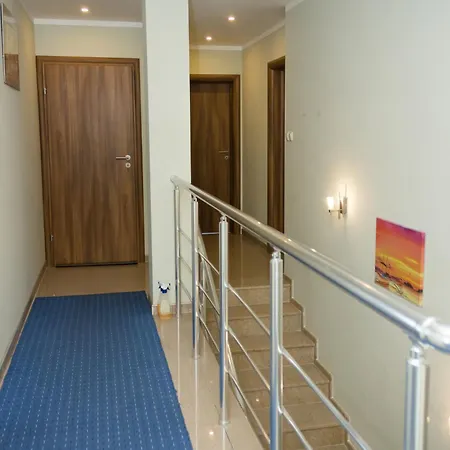 Sea View Escape 5br Luxury With Hot Tub & Free Parking Apartment