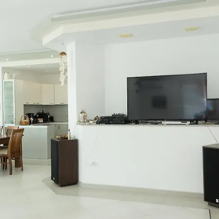 Sea View Escape 5br Luxury With Hot Tub & Free Parking Apartment *