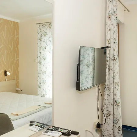 Sea View Escape 5br Luxury With Hot Tub & Free Parking Balchik