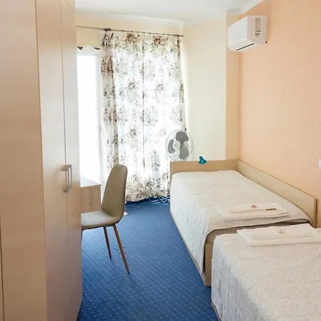 Apartment Sea View Escape 5br Luxury With Hot Tub & Free Parking *
