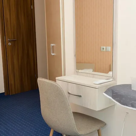 Sea View Escape 5br Luxury With Hot Tub & Free Parking Baltschik