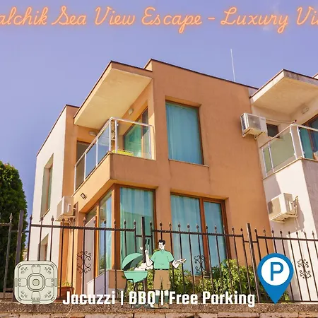 Sea View Escape 5br Luxury With Hot Tub & Free Parking Appartamento Balchik